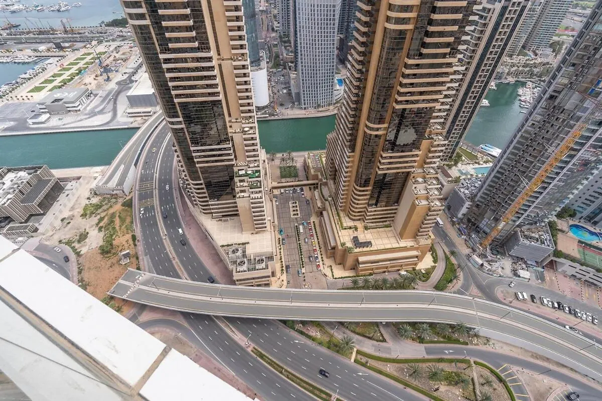 Sophisticated 1-Bedroom With Skyscrapers View At Botanica Tower Dubai United Arab Emirates