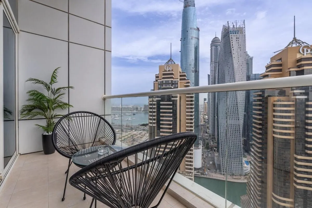 Sophisticated 1-Bedroom With Skyscrapers View At Botanica Tower Dubai United Arab Emirates