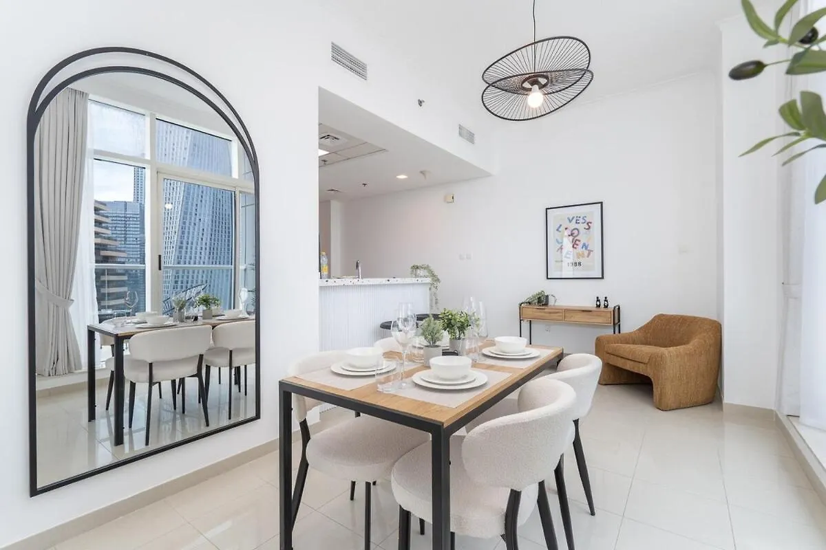 Sophisticated 1-Bedroom With Skyscrapers View At Botanica Tower Dubai 0*,  United Arab Emirates